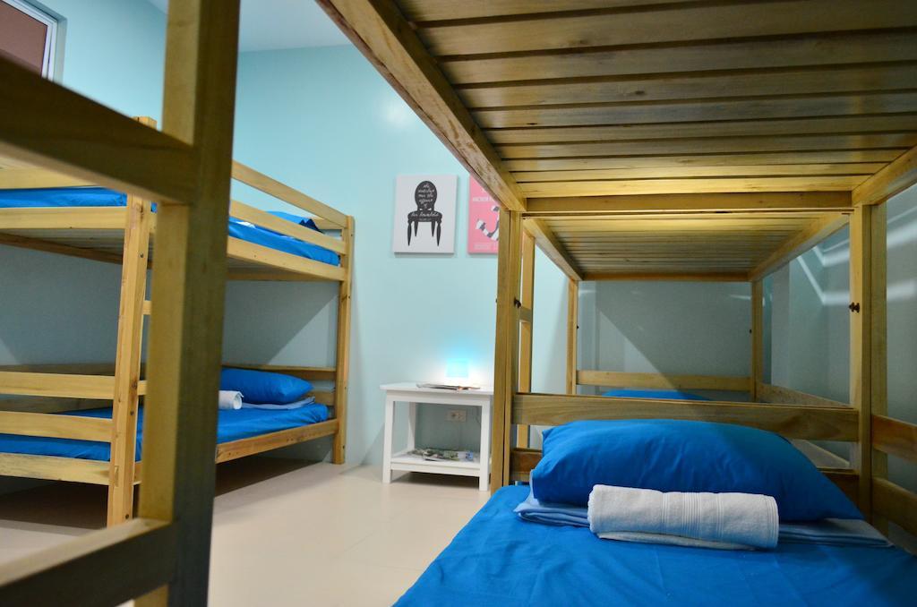 Tree House Inn プエルト・プリンセサ 部屋 写真